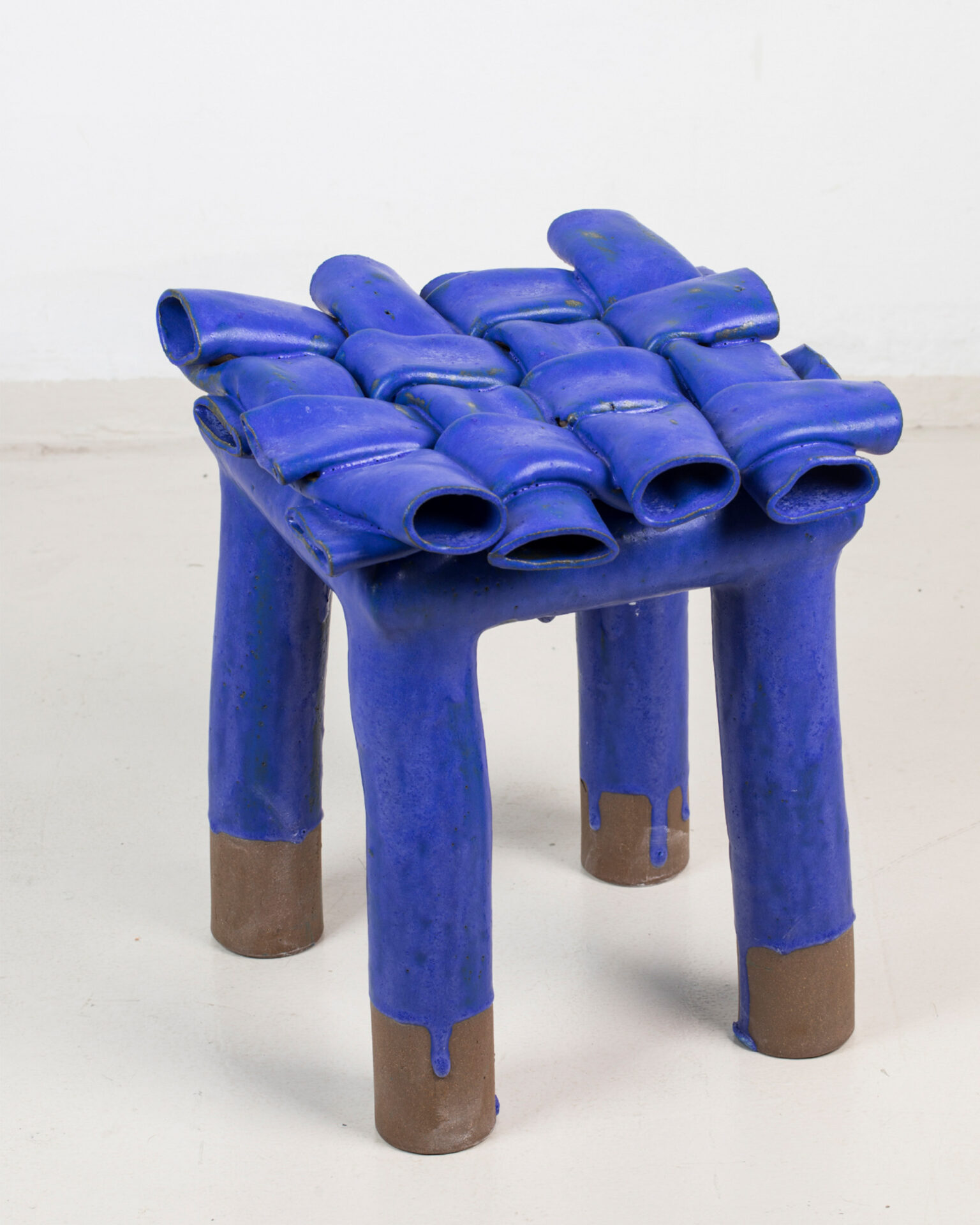 Milan Pekar_Ceramic Furniture Vase on the Table Blue 1_Case Goods_Studio Fenice_ (1)