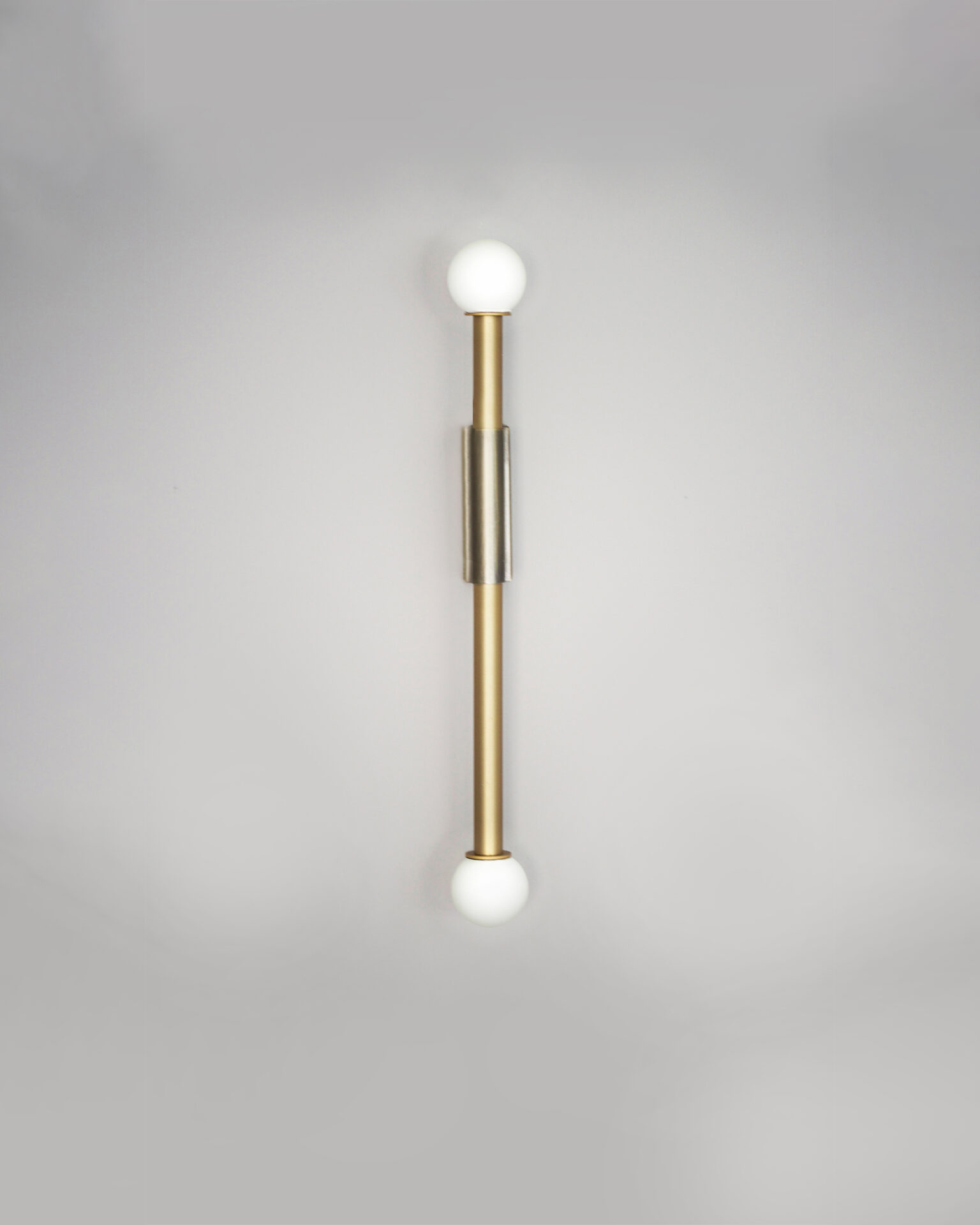 Square in Cirlce_Pole and Circle Wall Light_Lighting_Studio Fenice_ (1)