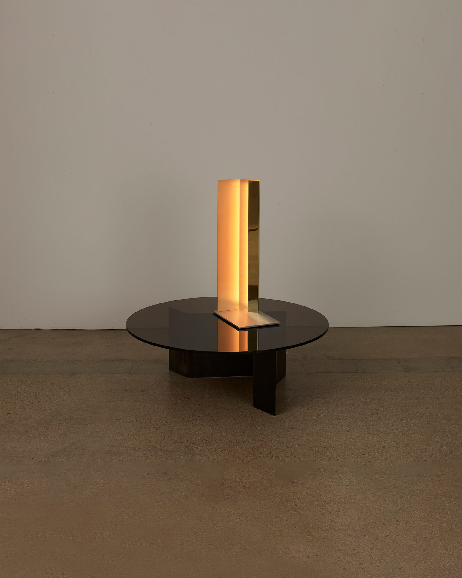 Umberto Bellardi_Mano Table Lamp_Lighting_Studio Fenice_ (2)