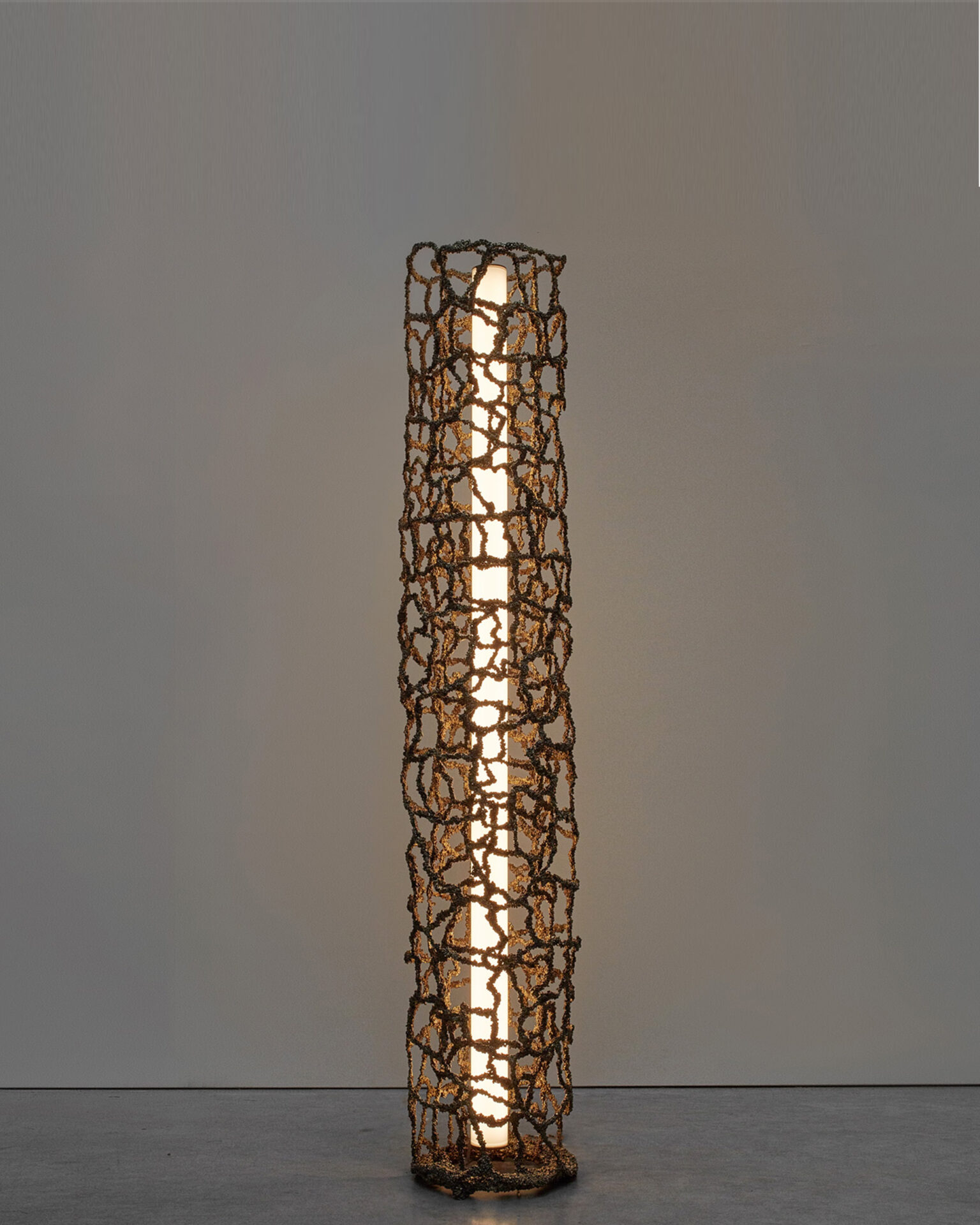 Johannes Hemann_Core Floor Lamp_Lighting_Studio Fenice_ (2.)