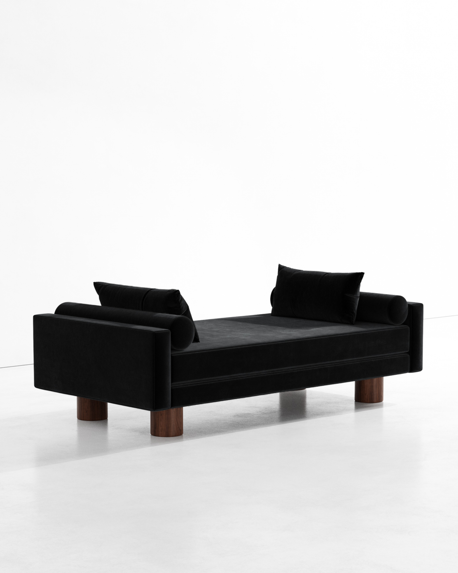 Aguirre Design_Henri Loveseat_Seating_Studio Fenice_