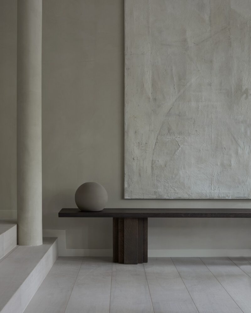 Brut Bench