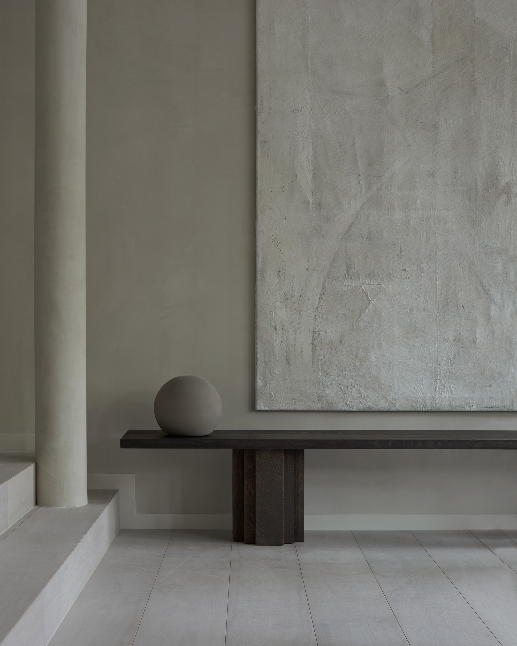 Brut Bench